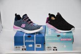 One as new Sketchers Ultra Flex - Metamorphic size 6 (81546L/BKRG). One as new Sketchers Dynamight