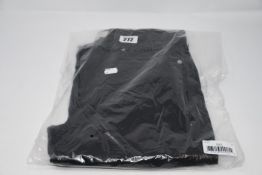 One as new French Connection Rebound Skinny jeans. Colour: black. Size: 14 (Model: 74LZA).