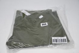 One as new J Crew 250 Skinny-fit pant in stretch chino size 34/32. (Colour: Vintage Surplus. Item: