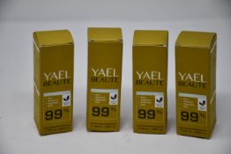 Twelve as new YAEL Beaut 99% Natural Vitamin C and hyaluronic acid high-dosage serum 50ml (Slight