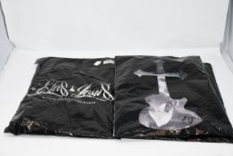 One as new Elvis Jesus Vince white shirt size M. One as new Elvis Jesus Thrilla black shirt size