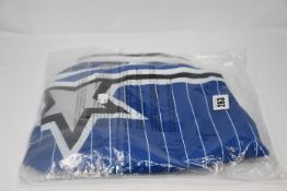 One as new Orlando Magic Shorts size M (SHORBW18049-OMAROYA).