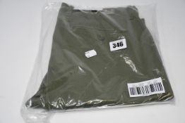 One as new J Crew 250 Skinny-fit pant in stretch chino size 31/32. (Colour: Vintage Surplus. Item: