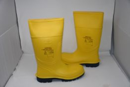 Two pairs of Workmaster Respirex dielectric® safety wellington boots (UK 10 and 11).