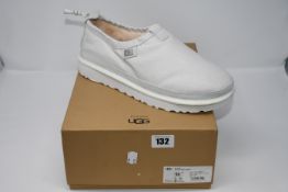 One as new UGG Stampd Tasman Slipper size UK 12.