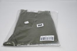 One as new J Crew 250 Skinny-fit pant in stretch chino size 29/32. (Colour: Vintage Surplus. Item: