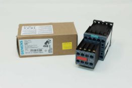 A boxed as new Siemens 3RT2015-1BB44-3MA0 Contactor (Box opened).