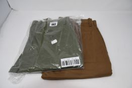 One as new J Crew 250 Skinny-fit pant in stretch chino size 30/32. (Colour: Vintage surplus. Item: