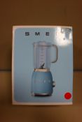 One boxed as new Smeg 50s retro style blender (Model: BLF01RDUK).