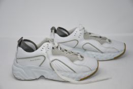 One Acne Studios Rockaway low-top leather trainers size 44 (No box).