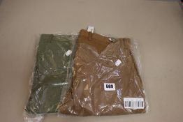 One as new J Crew 250 Skinny-fit pant in stretch chino size 32/34. (Colour: Vintage surplus. Item: