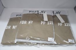 Three men's as new Replay Sportlab crewneck sweatshirts (L, XL, XXL).