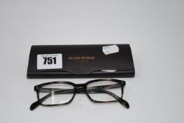 One Oliver People Los Angeles glasses frames (Colour: black and grey).
