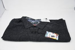 One as new Robert Graham Mens Bell Gardens Short Sleeve Button Down Shirt Black Size 4XL.