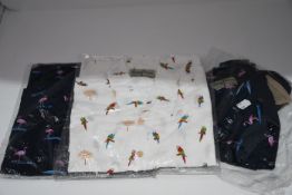 One as new Kenny Flowers The Parrots and Palapas shirt size M. One as new Kenny Flowers The Waka