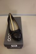 One boxed as new Ecco Touch Ballerina black shoes size: EU 38 (265503).