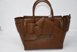 One as new Mulberry Small Musubi Bayswater In Oak Silky Calf hand bag (No tags).