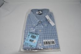 One as new J Crew Hampton Check Blue White shirt size XL (AM733).