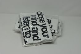 One as new Set 'Close Your Mind and Listen To Your Heart' t-shirt size 34 (71175). One as new 'Close