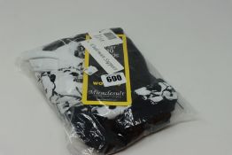 One as new Miraclesuit Women's Plus Sub Rosa Sanibel Swimsuit size 16W (C667163W).