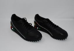 One as new Adidas La Trainer II size UK 10.5 (EH3556).