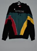 One pre-owned Supreme Milan hoodie size M.
