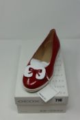 One pair of as new Geox Genova Pump Red size UK 7 (D02GGB).