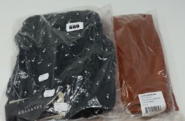 An as new Selected Melissa-Dynella 3/4 AOP short dress (EU 36 - RRP £95). An as new Good American