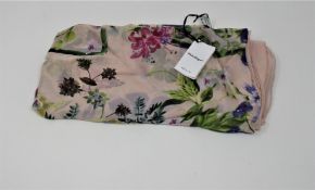 One as new Salvatore Ferragamo floral print silk scarf (0717392).