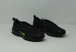One as new Air Max 97 size UK 7 (Colour: anthracite/volt).