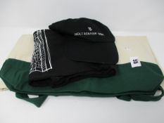 One as new Artgang Montreal Heritage Long Sleeve size M. One as new Artgang Montreal Holt Renfrew