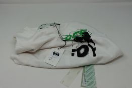 One as new Off White Spray Blurred S/S Slim Tee size M (Omaa027F191850050188. Some marks at the