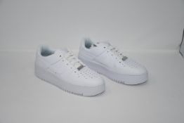 One as new Nike Air Force 1 Sage Low size UK 5.