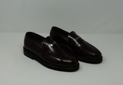 One pair of man's boxed as new Sergio Rossi loafers in Bordeux (EU 6).
