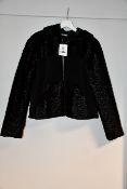 One as new Alexander Wang black fur coat size 8 (403503F15).