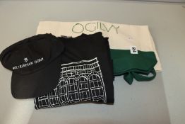 One as new Artgang Montreal Heritage Long Sleeve size M. One as new Artgang Montreal Holt Renfrew