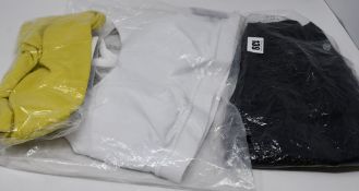 One as new Lululemon Wunder Train HR Tight 25