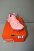 One as new W Nike Epic React Flyknit 2 size UK 2.5.