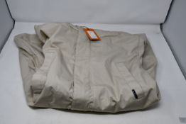 One men's as new Ben Sherman Four Pocket Hooded jacket size 2XL (0062387).