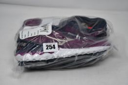 One as new Mizuno Wave Skyrise purple trainers size UK 5.5.