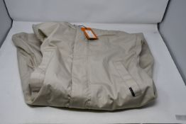 One men's as new Ben Sherman Four Pocket Hooded jacket size XL (0062387).