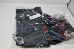 One as new French Connection Liliana Cupro Jersey V Neck Midi Dress size 10 (71NXI). One as new