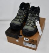 One as new Salomon X Ultra 3 Mid GTX size UK 10.