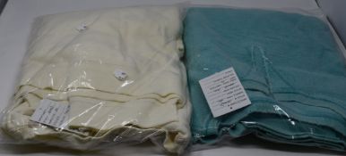 One as new Free People oversized sweater size XS (colour: evening cream). One as new Free People