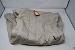 One men's as new Ben Sherman Four Pocket Hooded jacket size 2XL (0062387).