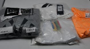 One as new Superdry Vl Outline pop tee size L. One as new Reebok GS stacked tee size XL (FP9152).