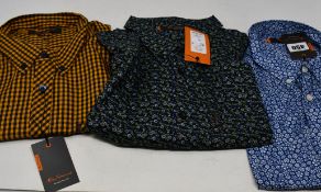 One men's as new Ben Sherman Short Sleeve Floral Print shirt size XL. One men's as new Ben Sherman