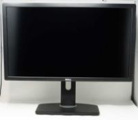 A pre-owned Dell UltraSharp U2713HM 68.5cm (27