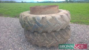 Pair of Stocks Dual Wheels