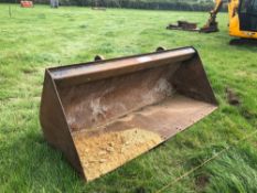 General purpose bucket with JCB brackets